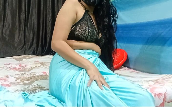 Gorgeous Desi Bhabhi in Blue Saree Is Fucked by Dever
