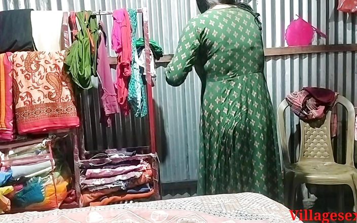 Green Churidar Pe Bhabhi Ki Chudai Kiya Uski Hushband Ne Gud Far Di