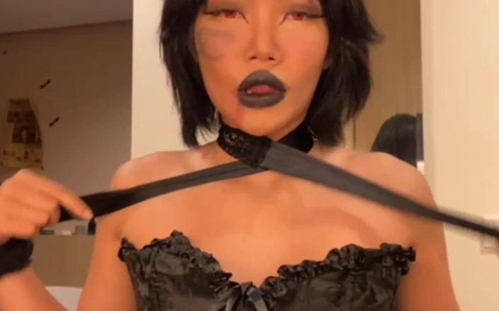 Halloween 2023 Emma Thai Is a Witch Slut on Stripchat