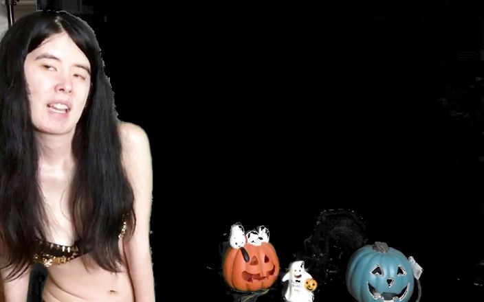Halloween pumpkin play starring Alexandria Wu