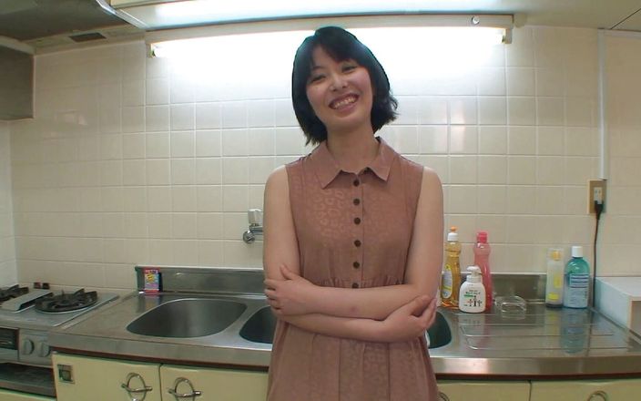 He got her doggy style right in the kitchen