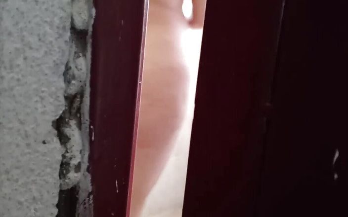 He Got Into the Bathroom and Gave Me a Good Blowjob Until I Ejaculated in Her Mouth