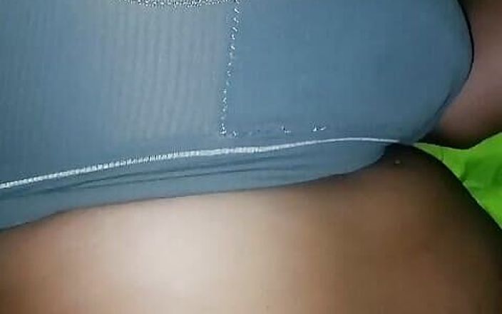 Her Beautiful, Smooth, Plump Mother-in-law Is Waiting for Me to Have Sex with Her