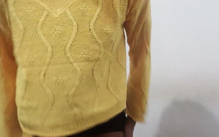 Horny Sexy Girl Masturbating and Naughty Talk