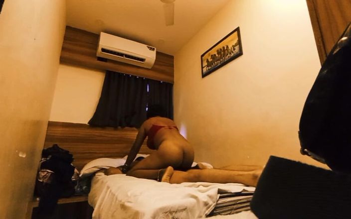 Horny Wife Priti Giving Oil Massage Before Sex