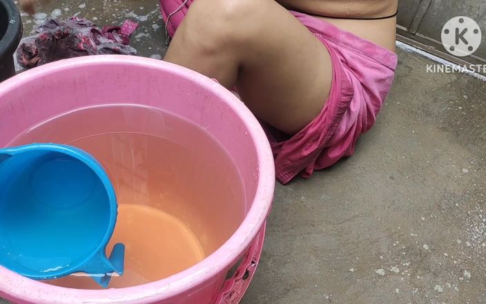 Hot Bhabhi Ji Bathroom