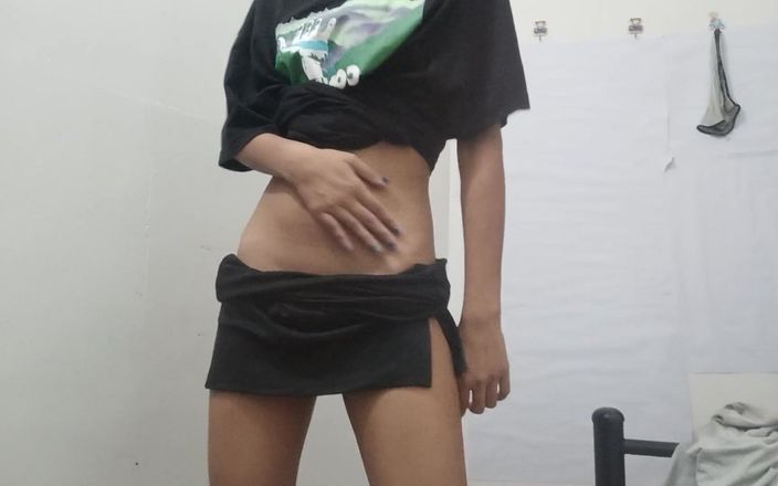 Hot Cute Girl Intense Video Call to Boyfriend