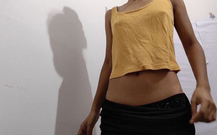 Hot Cute Girl Squirting Video and Hard Orgasm...