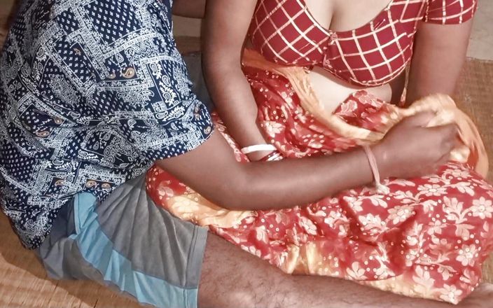 Hot Desi Indian Bhabhi Sex with Lover