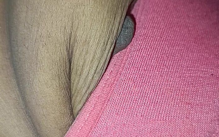 Hot desi village rachna bhabhi sucks dick and makes her mouth water