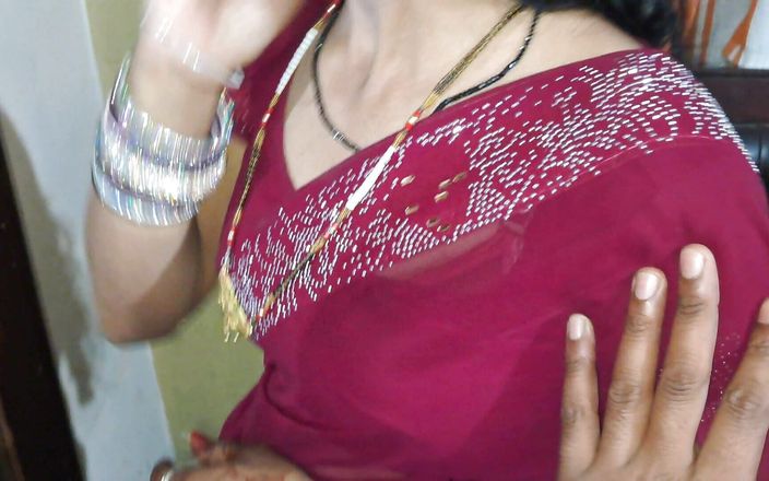 Hot Indian Bhabhi Red Sari