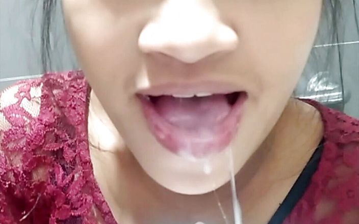Hot pregnant Asian wife blows me in toilet - Cumm in mouth ending