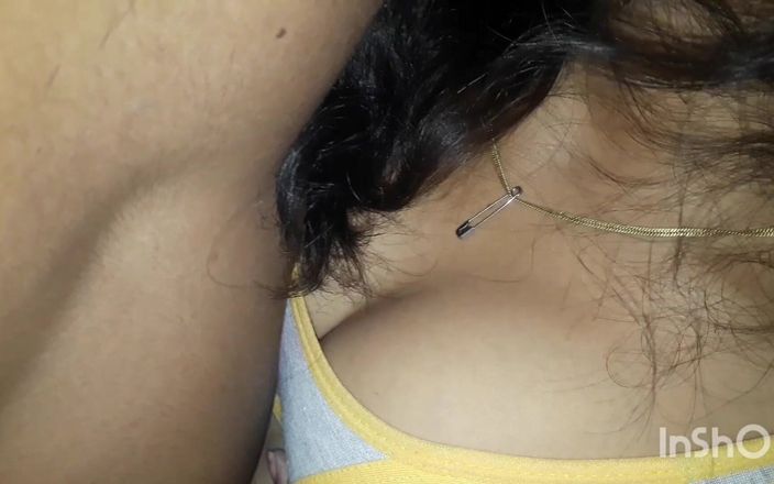 Hot Village Bhabhi Ki Sat Badroom Me Masti
