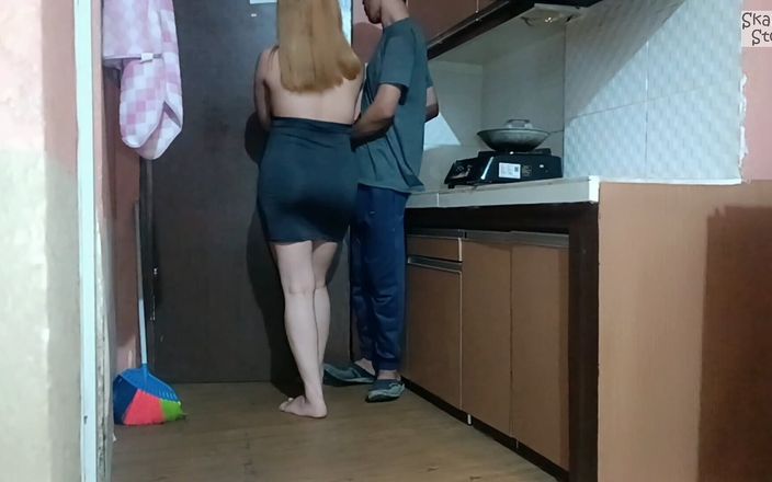 Hotel Room Service Employee Pranks