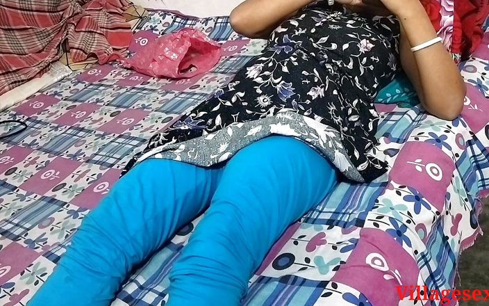 Housewife Sex in Bed with Desi Boy