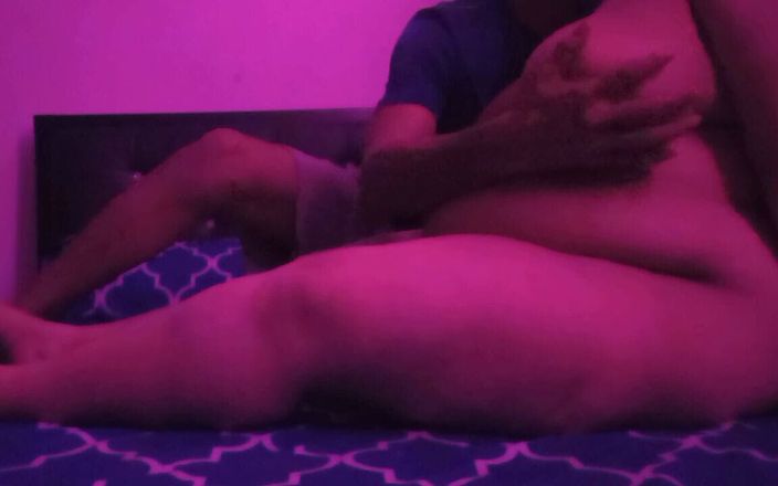 Huge Ass Horny BBW Sit on Boyfriend Face and Get Fucked