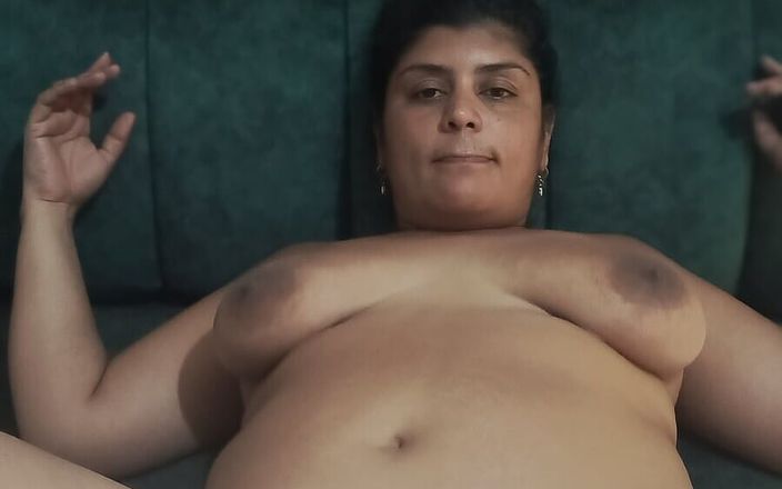 I Fuck My Stepmom in the Guest Room Until I Get in Her Face