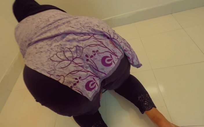 I Fucked Arab Real Maid in Saudi Arabia - Huge Boobs & Big Ass