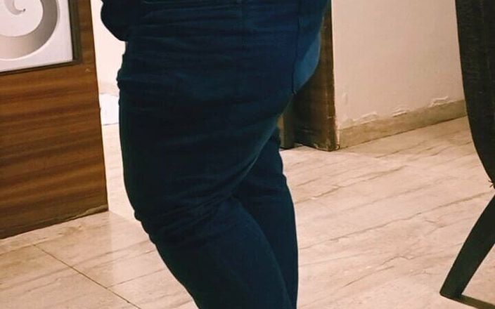 Indian BBW Girlfriend Striping Before Going to Bath