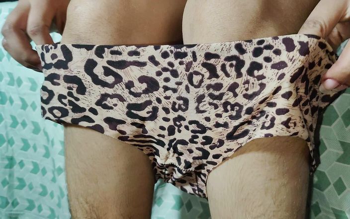 Indian Bhabhi Bebo's First Time, Suhaagraat with Her Husband