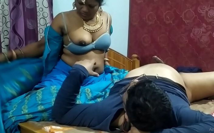 Indian Bhabhi Desi Hot Sex in Blue Saree
