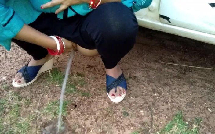 Indian couple fucking in Forest outside the Car