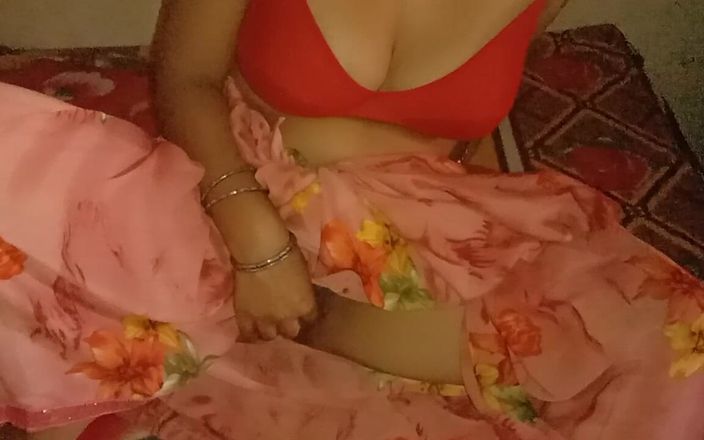 Indian Couple Has Sex Before Sleep