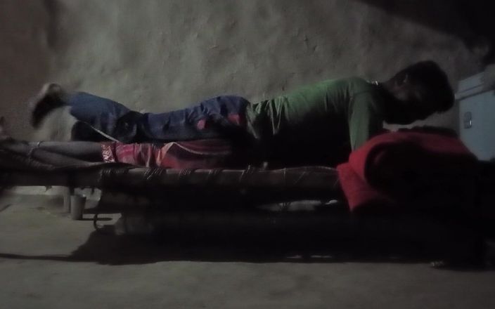 Indian Desi Bhabhi and Young Boy Fast Time Morning Time Fucking Desi Look