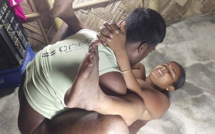 Indian Desi Bhabhi Fucked Hard by Her Devar First Time