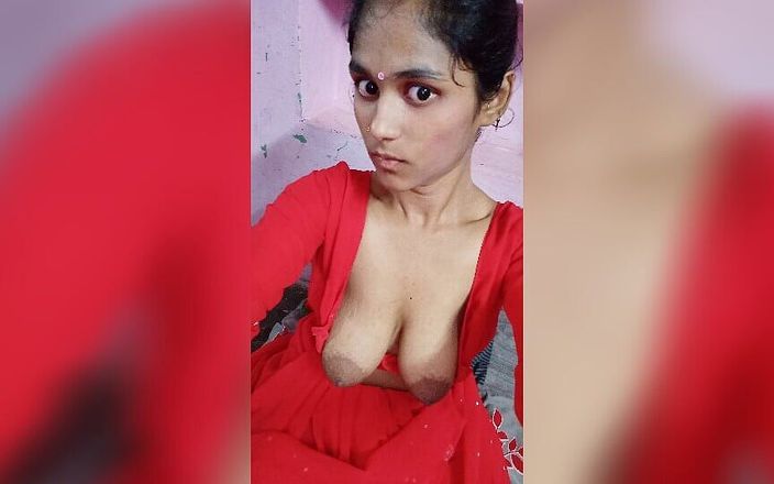 Indian Desi Bhabhi Sucking Desi Saree in Her Home Town Asm Sucking Cock