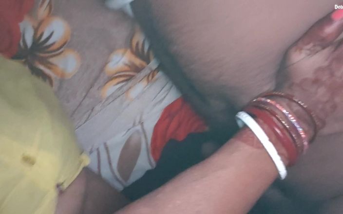 Indian Desi Bhabhi Tight Pussy Hard Fuck in The Village.