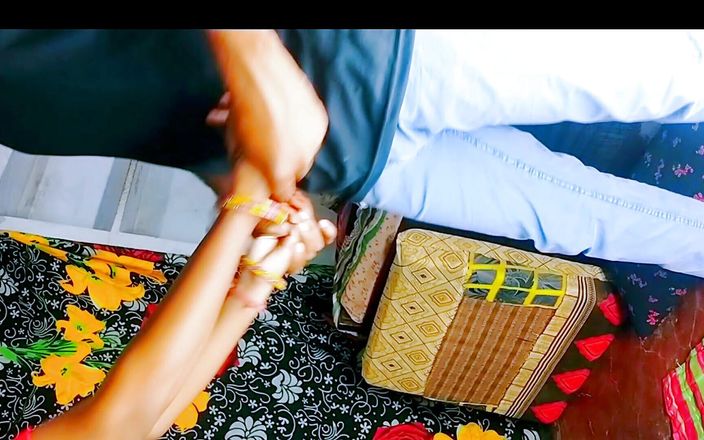 Indian Desi Village Bhabhi Ki Dever Ne Ki Jam Kar Chudayi Clear Hindi Audio Deep Fucking and Blowjob Full HD (1080)p