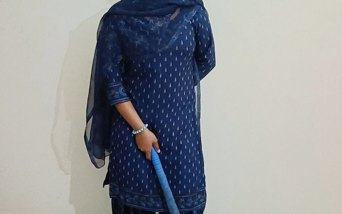 Indian Desi Village Step-sister Was First Time Fucking with Step-brother