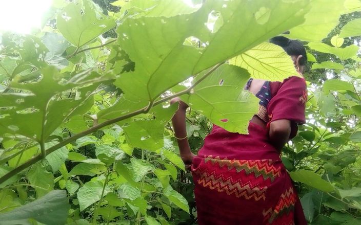 Indian Desi Village Young Married Couple Couldn't Have Fun at Home so Had Full Fun on the Jungle