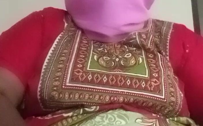 Indian Doctor in Finger Massage Performance Videos