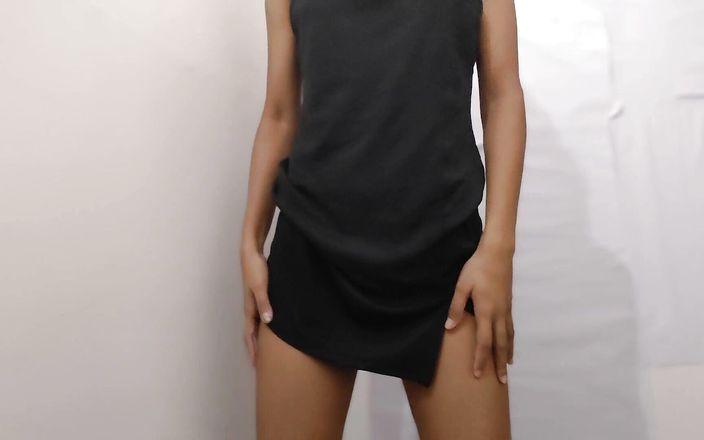 Indian Girl Masturbating Solo Fingering