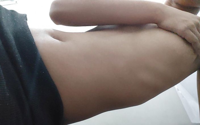 Indian Girl Solo Masturbation and Orgasm Video