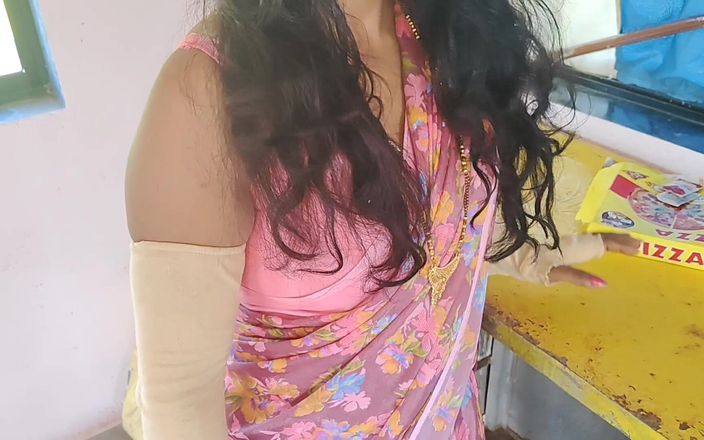Indian Homemaid Kanta Has a Fuck with Boss