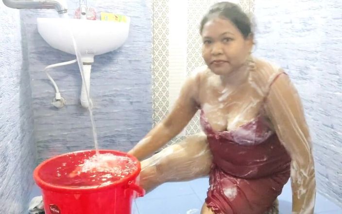 Indian Housewife Sexy Lady Show Part 5