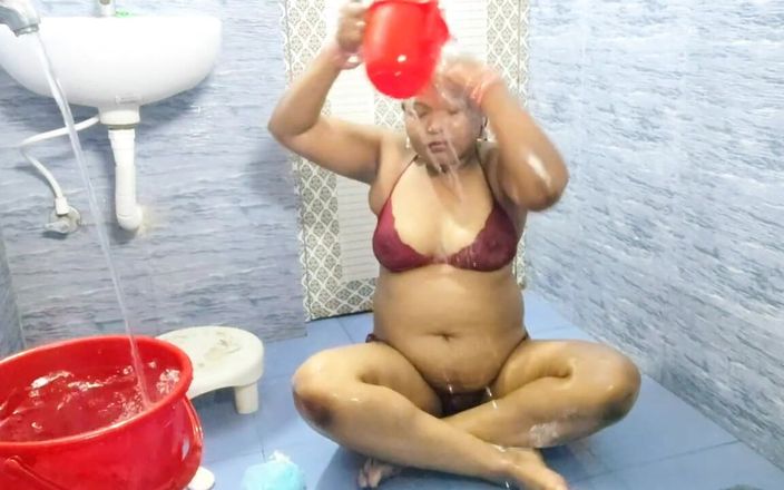 Indian Housewife Show 2