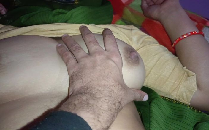 Indian Husband Fingering His Wife in Her Huge Sexy Ass
