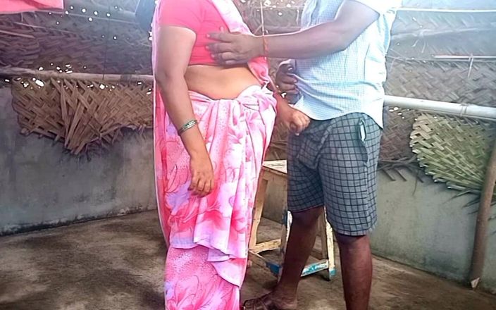 Indian Saree Aunty Very Hot Fuck in Young Boy