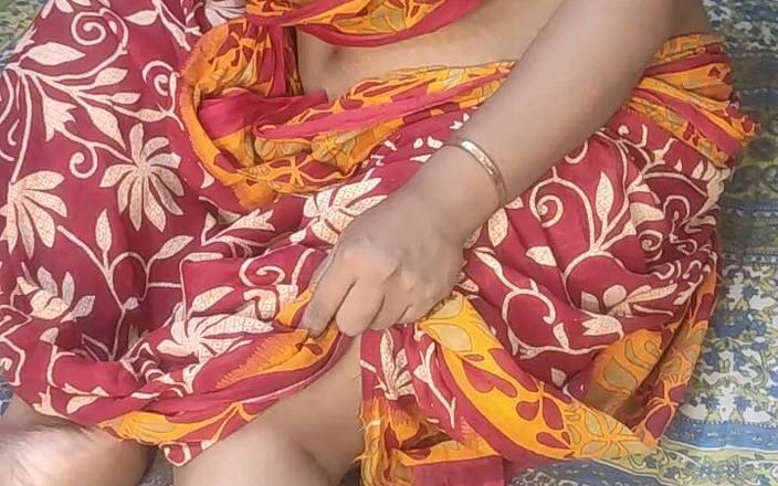 Indian sexy bhabi Sruti sex in her room so hot