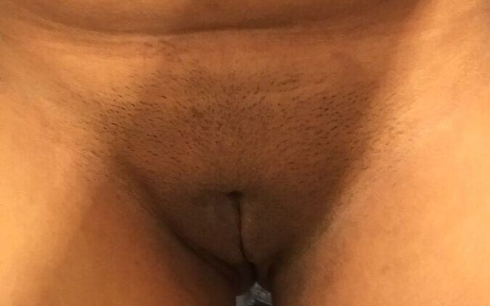 Indian Solo Girl Vegetable Pussy Fucking