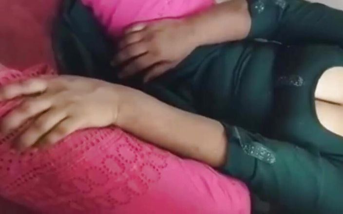 Indian Stepmom Fucked and Also Got Blowjob Done, Viral Mans Hindi Audio