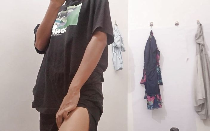 Indian Virgin Girl Shows Her Body
