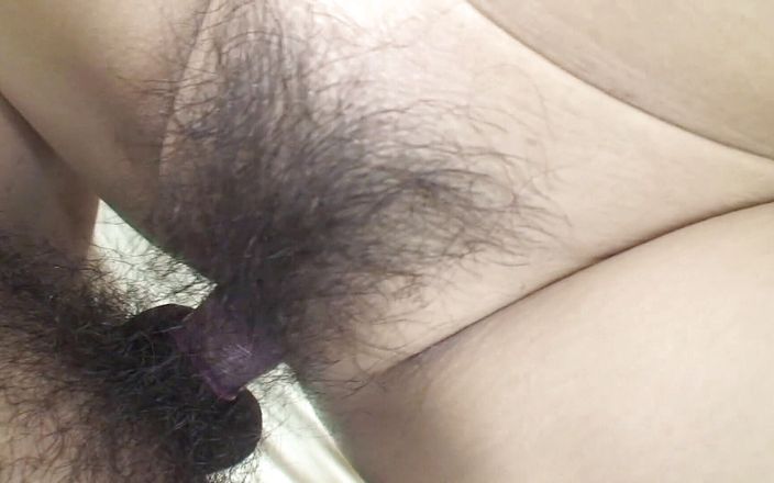 Japanese MILF wants her body explored