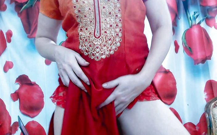 Kinky Cutie Seduces in Sexy Red Dress Webcam