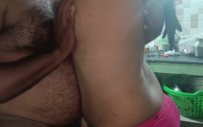 Kitchen Romance with House Maid When Wife Not There in Home