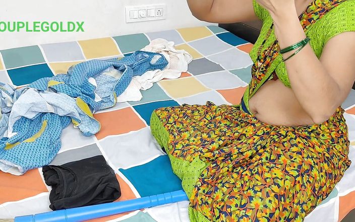 Komal's Maid Jaadu Was Cleaning and Found a Dildo.